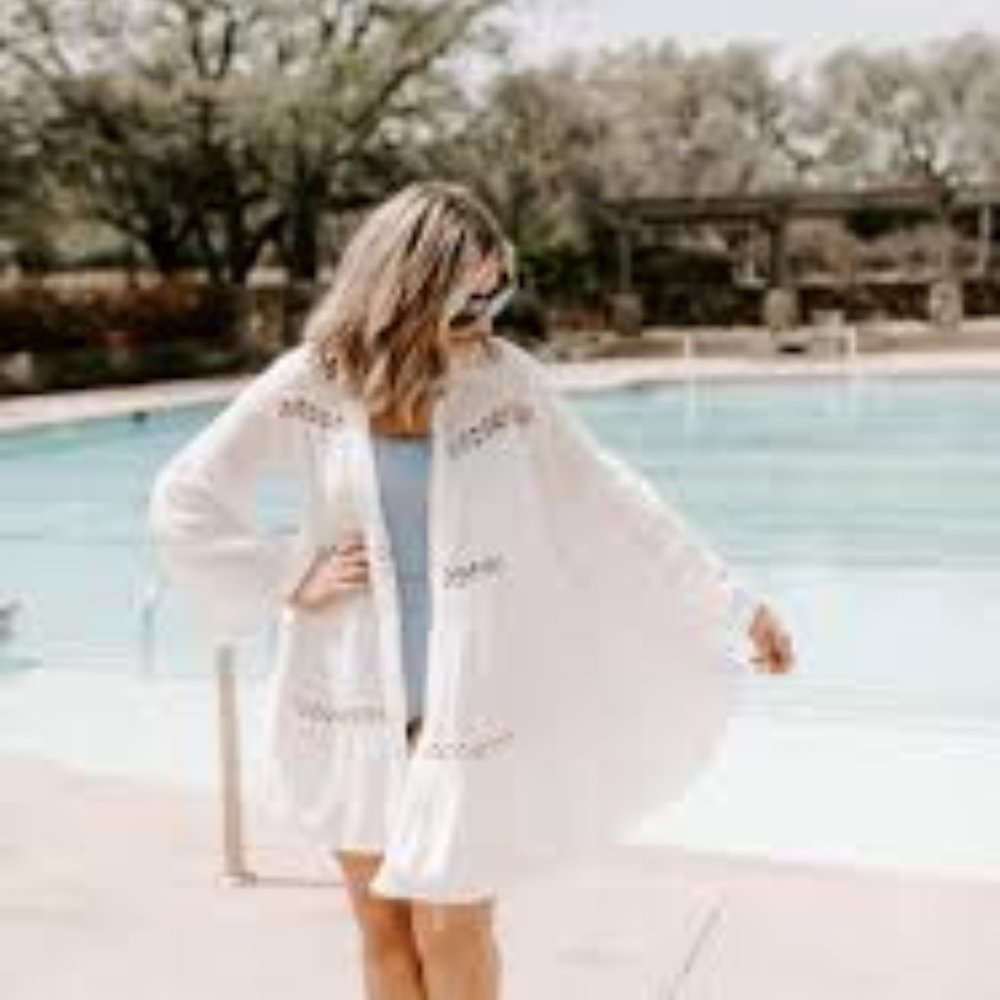 Swimsuit Eyelet Cover up in White New One Size